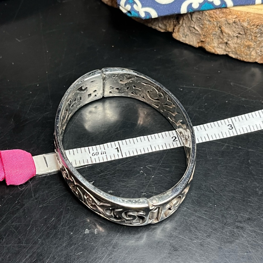 Brighton Intricate Silver Cuff Bracelet AS IS - Picture 9 of 9